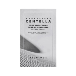 Сонцезахисний крем з тональним ефектом SKIN1004 Madagascar Centella Tone Brightening Tone-Up Sunscreen SPF 50+/PA++++